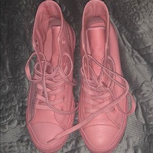 Pink Converse Chuck Taylor Hi-top